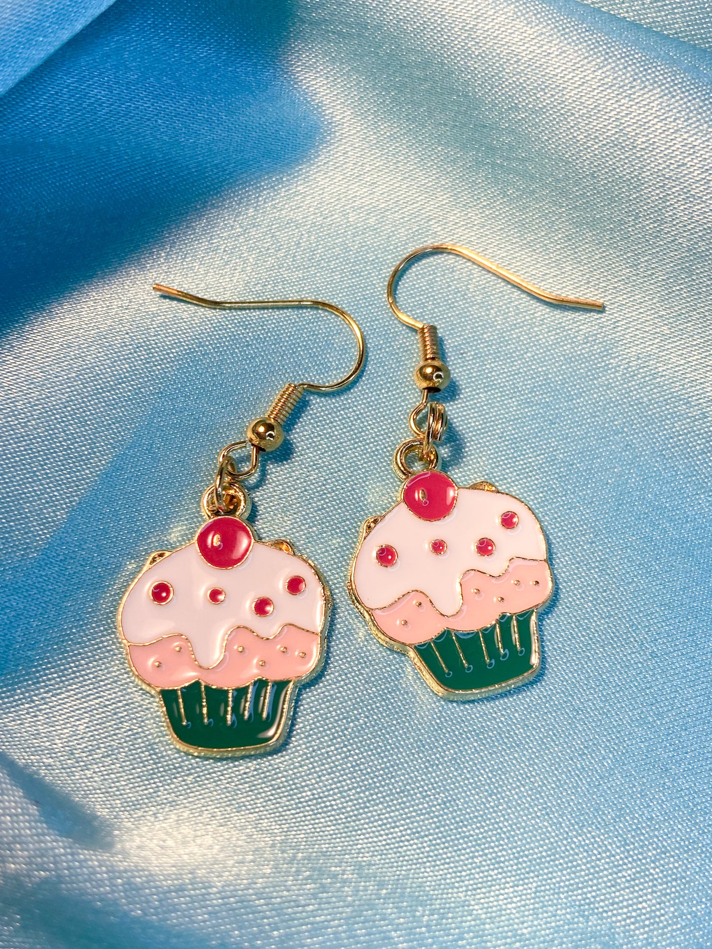 Handmade Cupcake Dangly Earrings | Earrings for Bakers | Gifts for Bakers
